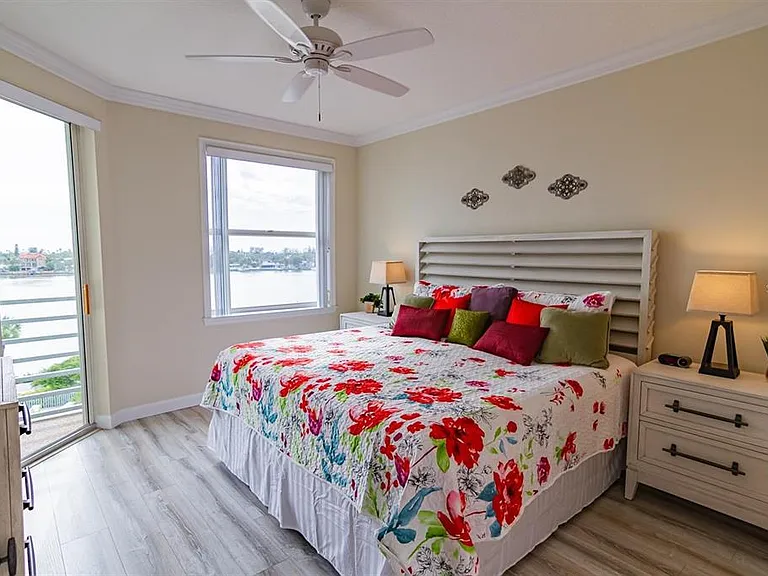 7974 Sailboat Key Blvd S #402 — Photo 14
