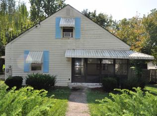 120 Berry Ave, Versailles, KY 40383