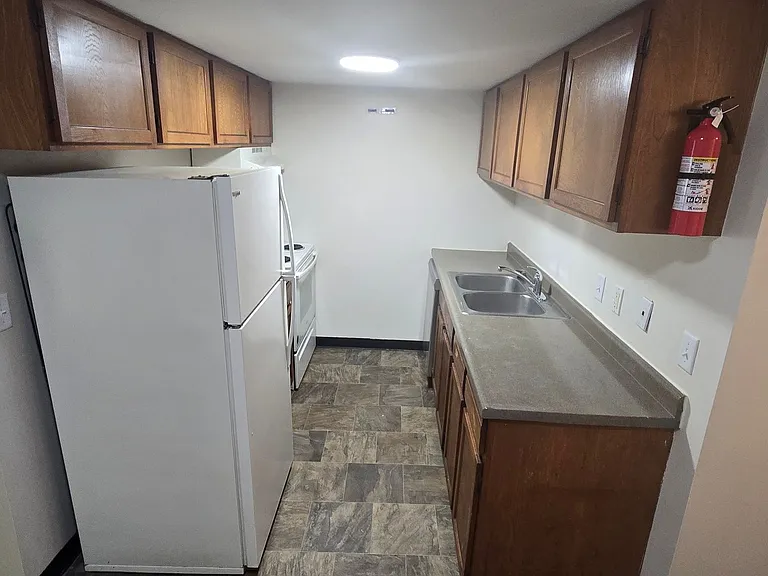 1900 E Street Apartments — Photo 5