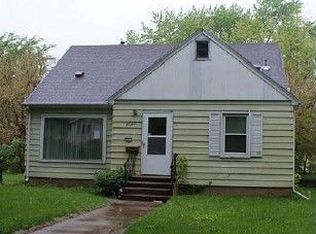 2741 Thomas Ave N, Minneapolis, MN 55411