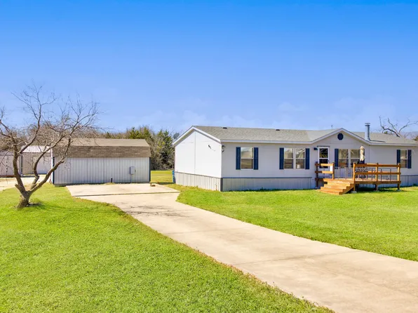 8921 S Monterrey Dr, Alvarado, TX 76009