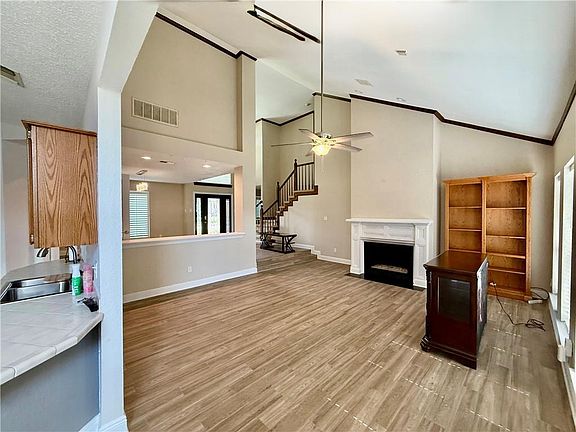 5th image of 2369 Ormond Blvd