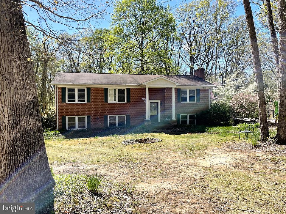 1st image of 13505 Woodlawn Pl
