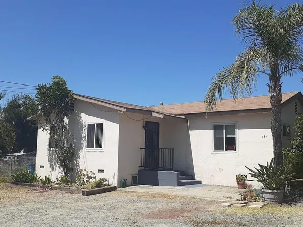734-738 Grapevine Rd, Vista, CA 92083