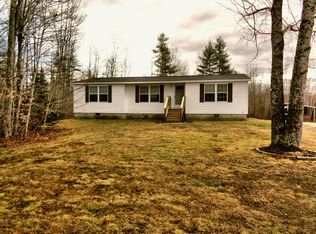 3 Kermit Pond Rd, Buxton, ME 04093