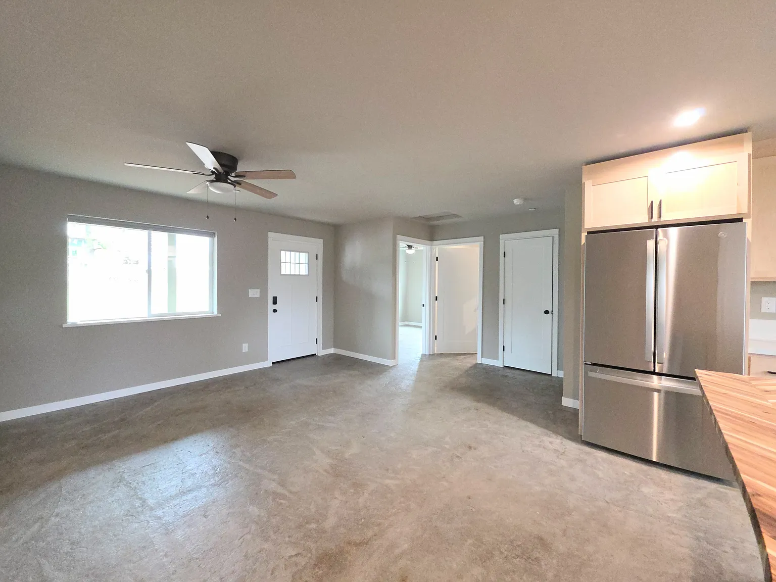 2 bed, 878 sqft, $1,700 — Photo 3