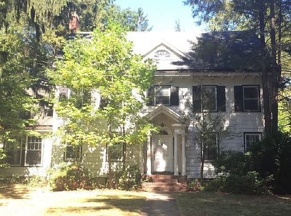 2nd image of 287 Tremont Ave
