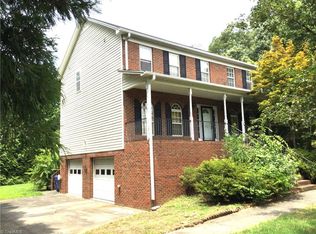925 George Place Dr, Kernersville, NC 27284