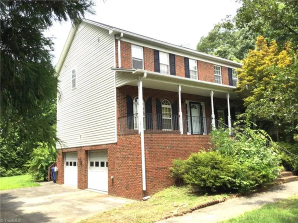925 George Place Dr, Kernersville, NC 27284