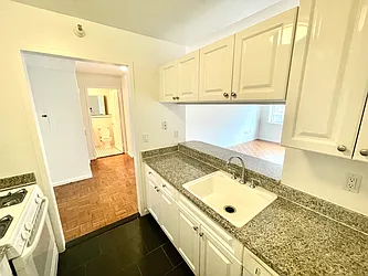 Rented by Addison Property Group