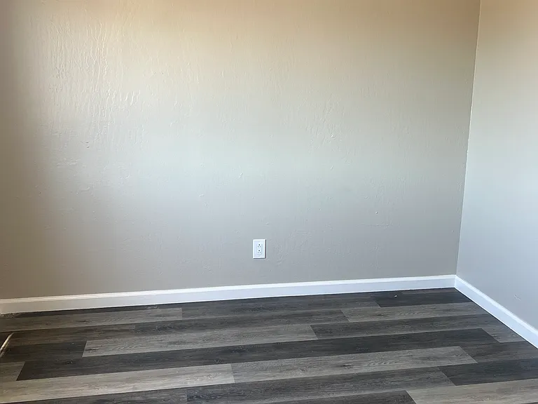 2124 90th Ave #11 — Photo 10