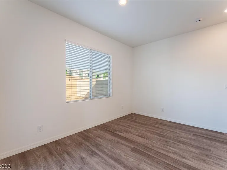 4149 Gold Desert St — Photo 12