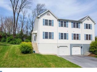204 Bainbridge Cir, Sinking Spring, PA 19608
