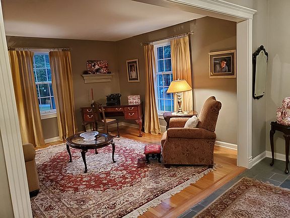 2nd image of 3000 Northampton Dr