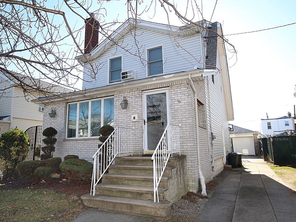 1st image of 1480 E 63rd St