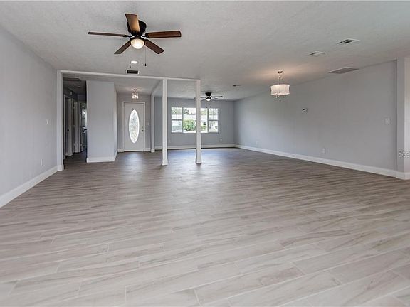 3rd image of 4687 Martinez Dr #3