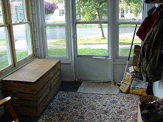 5th image of 299 W 13th St
