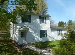 106 Mine Hill Rd, Oxford, NJ 07863
