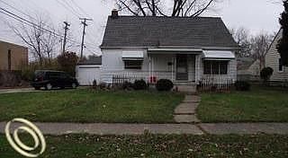1st image of 28782 Everett St