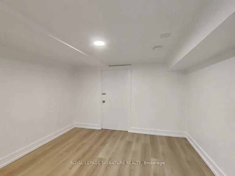 896 Bathurst St #BASEMENT — Photo 28
