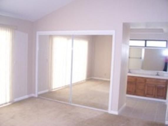 5th image of 1859 Hiddenview Ln