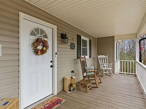 4th image of 2056 Bellview Rd
