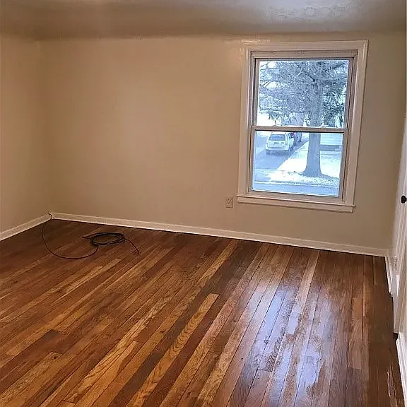 22010 S Lake Shore Blvd — Photo 13