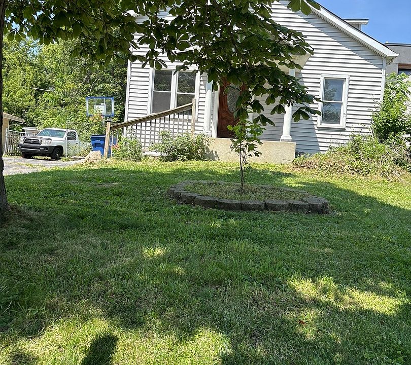 1st image of 2322 Wallace Ave