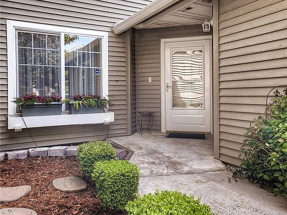 2nd image of 6420 Lindsay Ave SE #3B