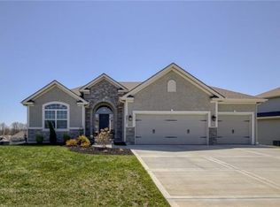 5511 NW 95th St, Kansas City, MO 64154