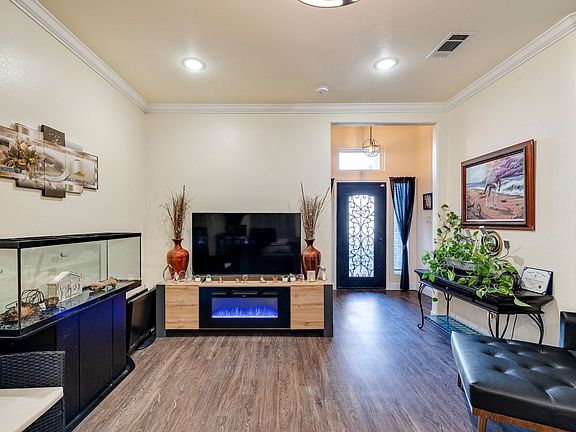4th image of 158 Egret Cir