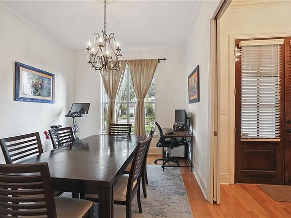 4th image of 5646 Hawthorne Pl