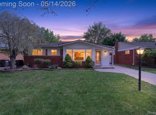 25023 Ward St, Taylor, MI 48180