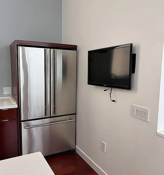 1200 N Sweetzer Ave #8 — Photo 18