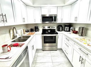 10801 SW 109th Ct APT D201, Miami, FL 33176