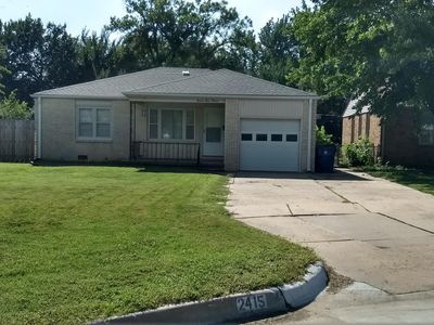 2415 S Poplar Dr, Wichita, KS, 67216