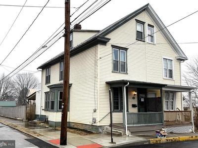 937 Factory St, Carlisle, PA, 17013