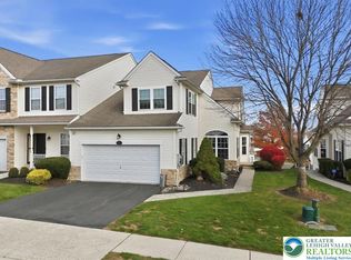 21 Cobblestone Dr, Easton, PA 18045