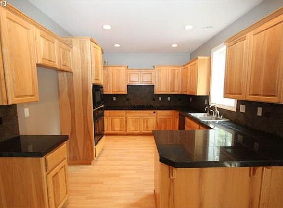 3rd image of 3810 NE 174th Ct