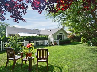 93 W Shore Rd, Huntington, NY 11743