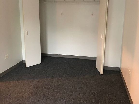 4th image of 542 N Pine Ave APT 110