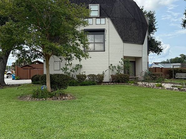 1016 Claire Dr