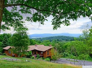 83 Sky Farm Rd, Copake, NY 12516