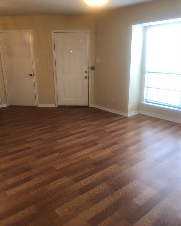 1st image of 2402 Sycamore Ave APT D5