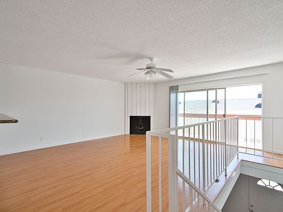 4th image of 682 4th St APT 9