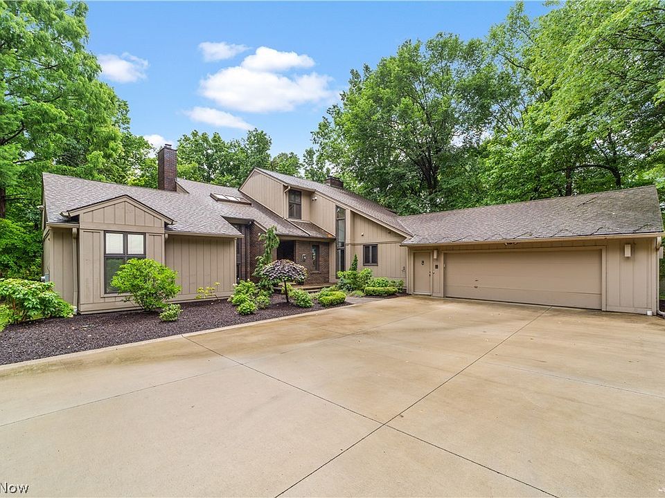 16 Laurel Hill Ln, Pepper Pike, OH 44124 Zillow