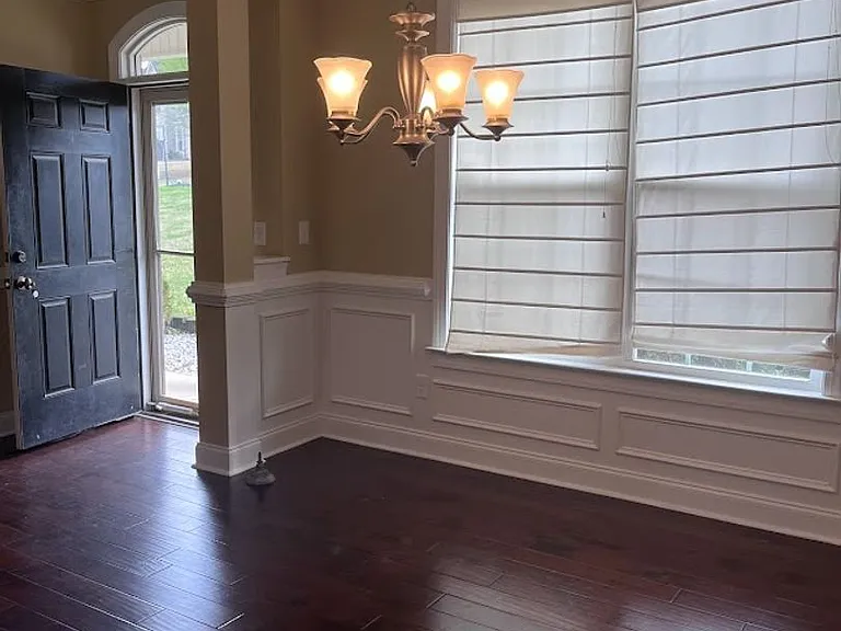 415 Fernhurst Ln — Photo 14