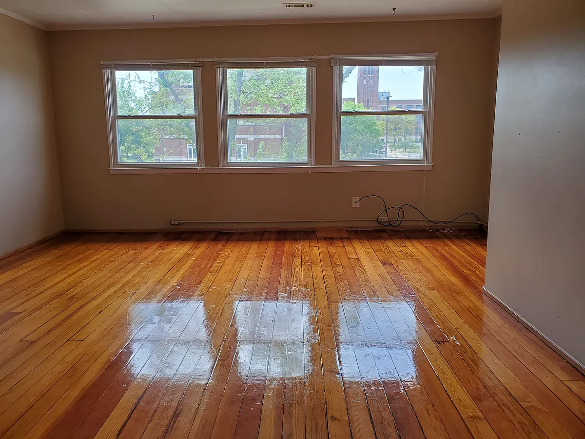 Building Photo - 414 Perrin St #3