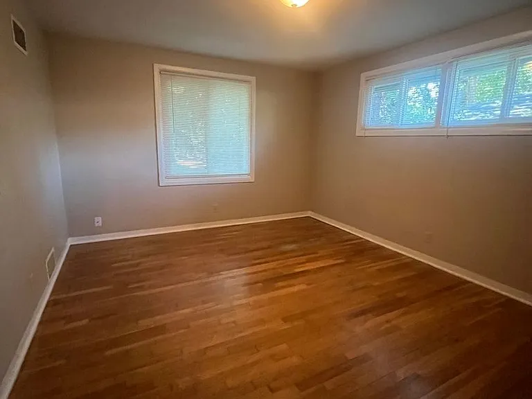 980 Sherwood Pl — Photo 18