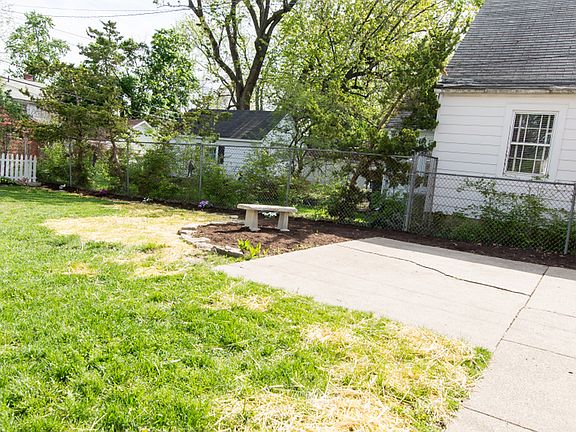 2nd image of 331 Claranna Ave
